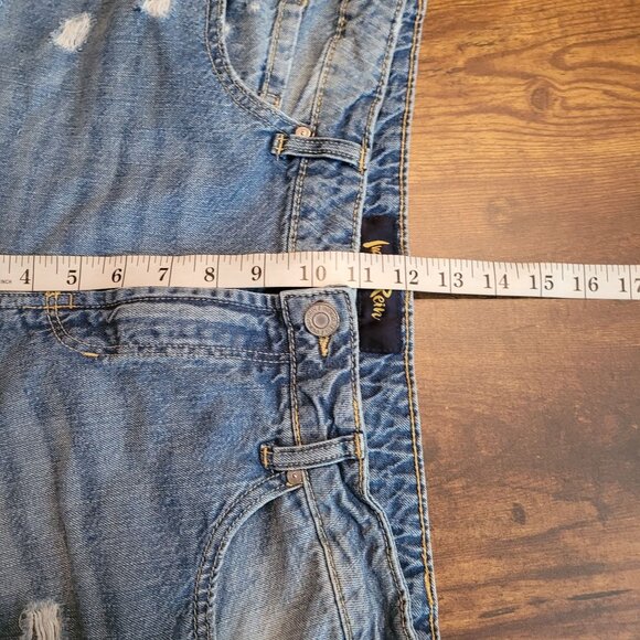 Indigo Rein Denim Shorts Size 30 Ripped Organic Cotton Blend Medium Light Wash - Picture 8 of 11